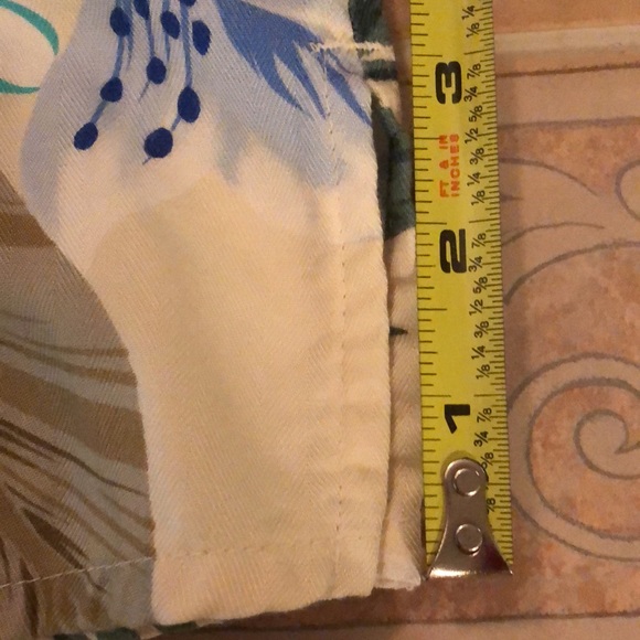 Jamaica Bay Floral Top - Picture 10 of 10